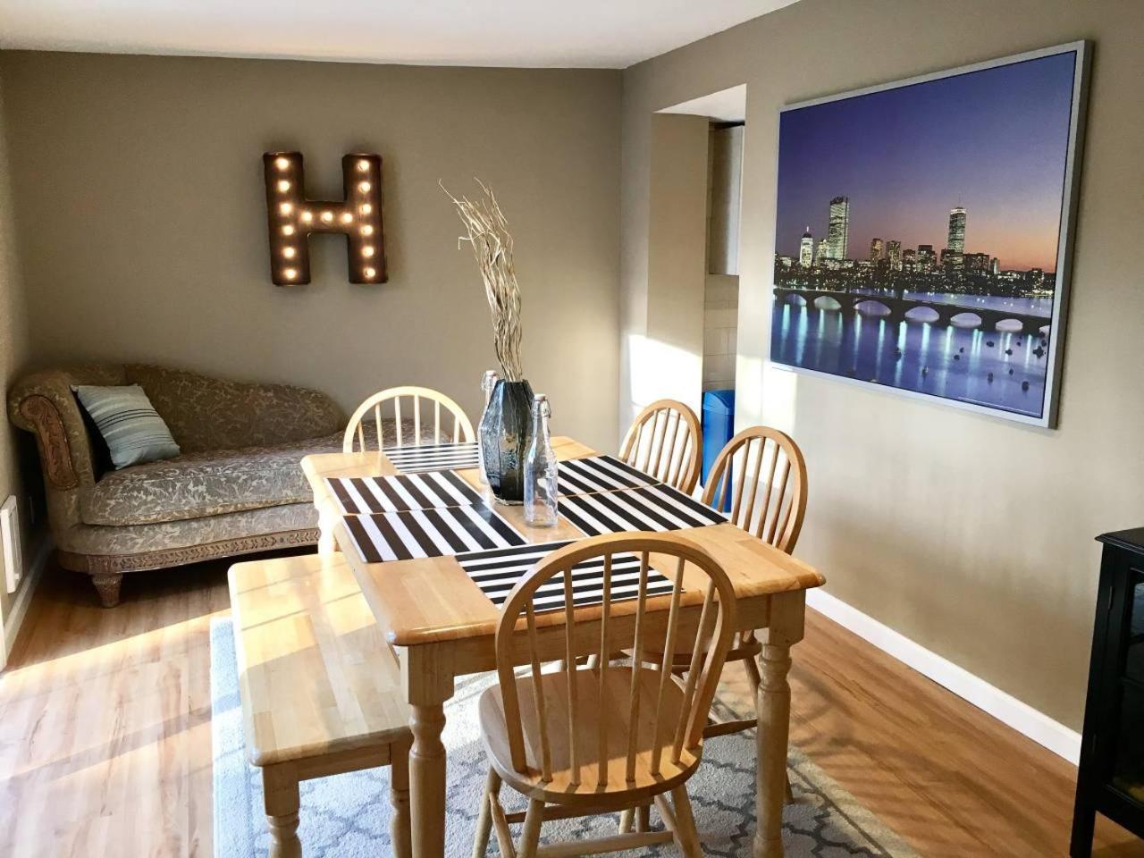 Villa ~*Pet Friendly 30Min To Downtown*~ The Bostonian Esterno foto